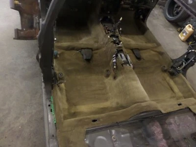 Juego de alfombras Toyota Cressida 85-88 marrón OEM ¡Ver fotos! Foto 1 de 4