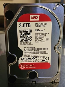 Western Digital RED - NASware 2.0 - 3.0TB WD30EFRX - SATA 64MB Cache - Afbeelding 1 van 4