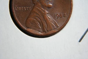 1984  Lincoln Memorial Cent  CUD Error CU-1c-1984-70 & 71   double cud - Picture 1 of 3