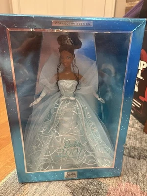  Muñeca Barbie afroamericana 2001 edición coleccionista Barbie coleccionables Mattel Foto 1 de 4