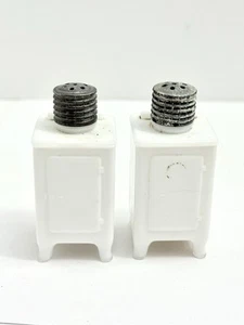 Vintage Milk Glass GE Refrigerator Ice Box Salt & Pepper Shaker Set Corks Bottom - Picture 1 of 10