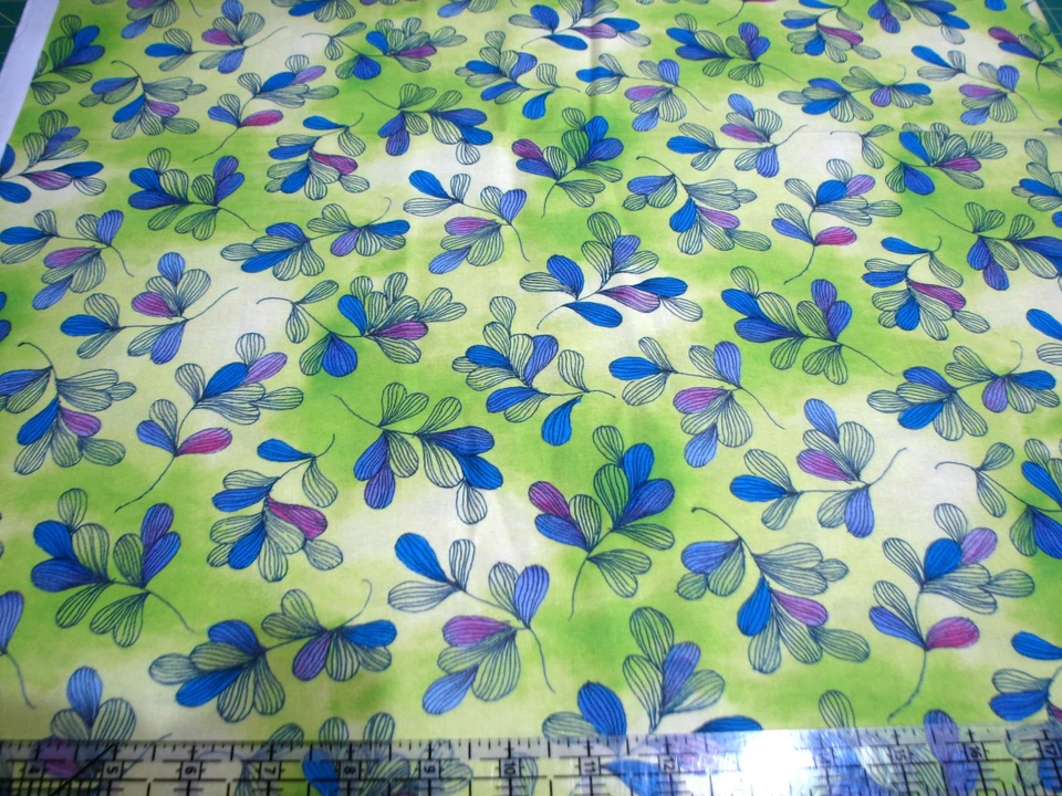 3码被子棉织物-绗缝宝藏Christine Graf Leaves on Lime — 第 1/1 张图片