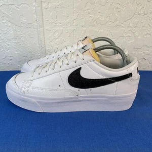 Nike Blazer Low Platform Women 9.5 White Sneakers Black Snakeskin DZ5210-100 - Picture 1 of 9