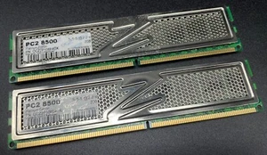OCZ OCZ2P10664GK DDR2 PC2-8500 1066 MHz Platinum Series 4 GB Dual Channel Memory - Afbeelding 1 van 4