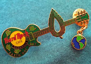 Nashville 2002 Earth Day Planet Dangle Globe Leaf Gitarrenhals Hard Rock Cafe PIN - Bild 1 von 1