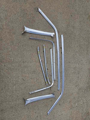 Chevrolet Impala 1963 1964 2 puertas techo rígido y techo interior súper deportivo Foto 1 de 4