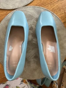 Marks & Spencer M&S Blue Square Toe Wide Heel Court Shoe BNWT Sz 3 Wide BUT READ - Picture 1 of 4