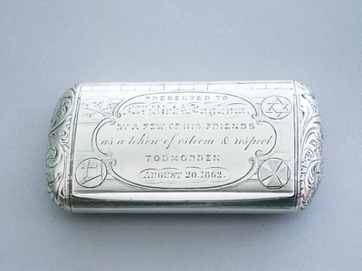 Caja de tabaco de plata masónica victoriana pesada. Por George Unite, Birmingham, 1862. Foto 1 de 4
