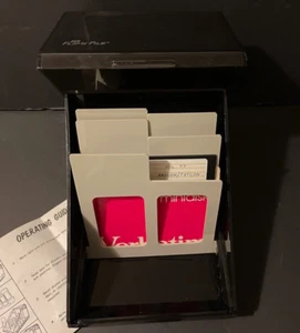 FLIP'N' FILE FOR 5.25" DISKETTES CLASSIC COLLECTIBLE USED IN VERY GOOD CONDITION - Picture 1 of 5