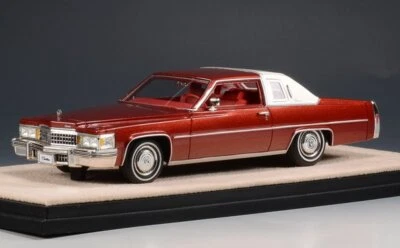 CADILLAC Coupe DeVille - 1978 - Carmine red metallic - STAMP 1:43 - Immagine 1 di 4