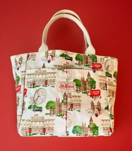 Original Cath Kidston Ltd London Oilcloth Tote Bag 11" x 17" - Scenes of London - Picture 1 of 5