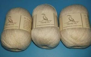  HILADO Tres Bolas Mezcla Lana Merino 1.75 OZ cada Tejido Crochet 3 Capas Beige Nuevo - Imagen 1 de 3
