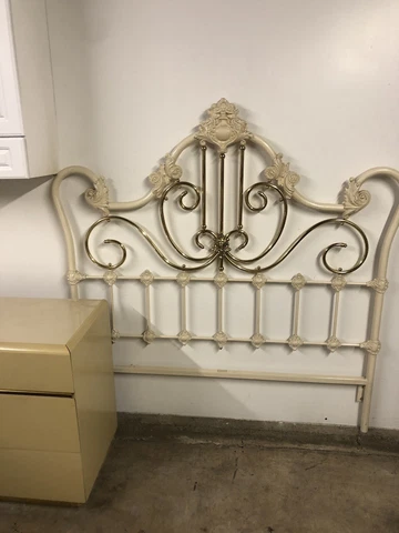 Antique Vintage Victorian Wrought Cast Metal Full Size Bed In Ivory/Gold Cover
