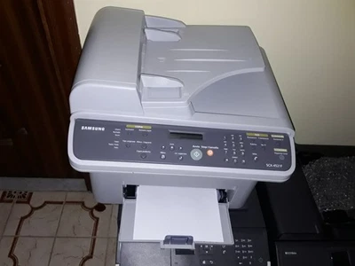 Samsung SCX-4521F Stampante Laser A4 Multifunzione Fax + 3 TONER nuovi - Immagine 1 di 4