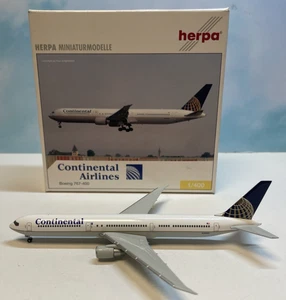 Herpa Wings 1:400 Continental Airlines 767-400 N76054 Boeing B767-400 561129 - Picture 1 of 3
