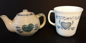 Eremitage Keramik Teekanne mit blauem Herz + Corelle Becher - Tea for one Mom Geschenk - Bild 1 von 7