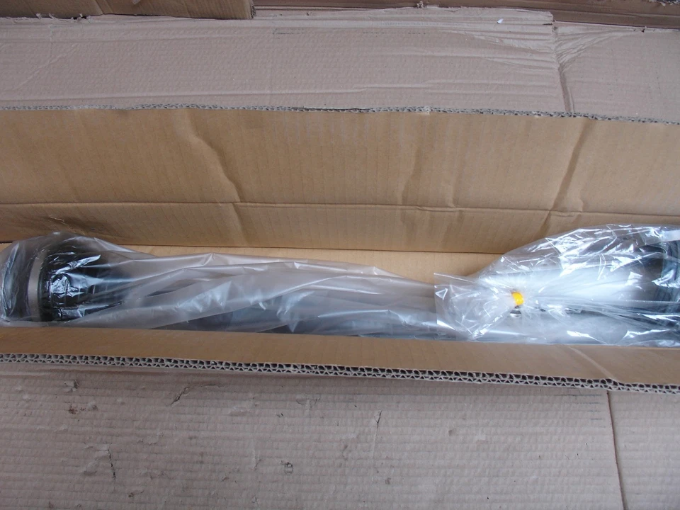 43460‑49427 Outboard CV DriveShaft Set RH For Toyota Corolla, Prius, Auris - Image 1 of 2