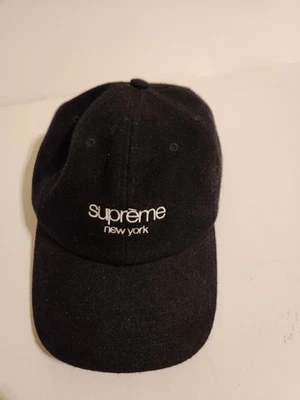 Бейсболка Supreme New York Halley Stevensons черная - Изображение 1 из 4