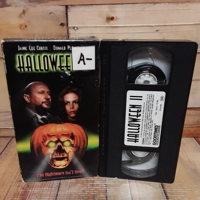 Halloween II VHS Used Jamie Lee Curtis Donald Pleasence Horror Slasher  - Image 1 of 4
