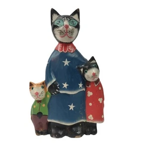 VTG Cat Family Statue Figure Hand Carved Hand Painted Wooden Folk Art 9.5"x5.5" - Picture 1 of 11