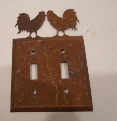 Lote de 5 Cubiertas de Interruptor de Luz y Toma de Salida Primitive Country Rusty Tin Foto 1 de 4
