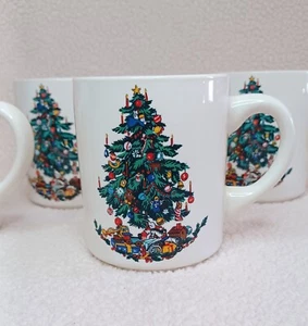 RARE 4 Vintage Christmas Coffee Mugs Made In U.S.A Christmas Tree And Presents - Picture 1 of 21