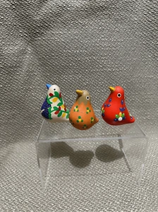 Vintage Set Of 3 Costa Rica Pottery Birds Signed By Gloria A Dios Vibrant Colors - Picture 1 of 7