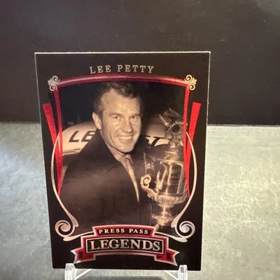 Lee Petty #2 - 2006 Press Pass Legends NASCAR NM - Image 1 of 2