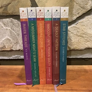 Annie's Quilted Mysteries Book Lot (2013) 6 HC Book Lot w/Dustjacket - Picture 1 of 11