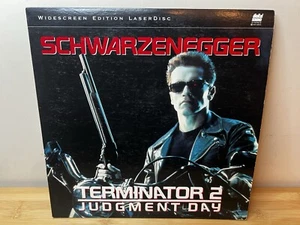 Terminator 2 Judgement Day Laserdisc 2 Disc Set Special Widescreen Edition T-2 - Picture 1 of 6