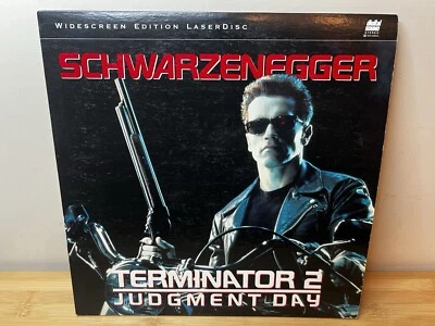 Terminator 2 Judgement Day Laserdisc 2 Disc Set Special Widescreen Edition T-2 - Image 1 of 4