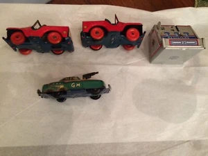 Texas Estate, approx1940s VTG Litho Tin Gman Toy Car 2 Red Jeeps Chein Bank - Picture 1 of 6