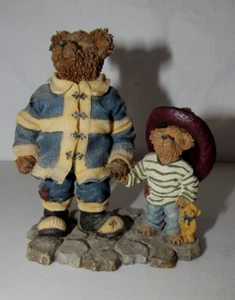 BOYDS BEARS BEARSTONE COLLECTION PATRICK & HIS HERO "WHEN I GROW UP" FIGURINE - Picture 1 of 4