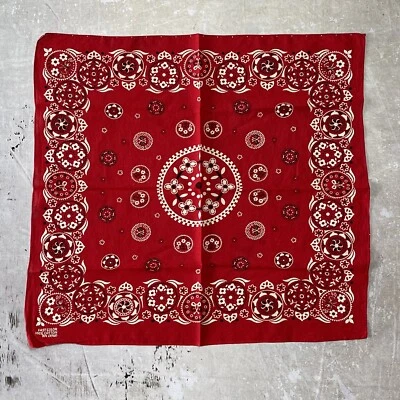 Vintage 1940s Paisley NOS Bandana Fast Color Cotton 21x20 RN 13960 Rockabilly - Image 1 of 4