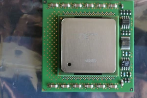 INTEL SL6EP XEON CPU 2.4GHZ - Picture 1 of 2