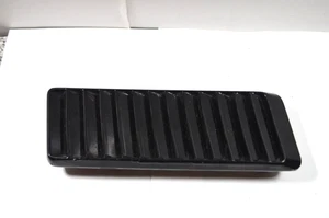 1970-1971 PONTIAC FIREBIRD FORMULA LH FRONT FENDER LOUVER VENT 483379 - Picture 1 of 9