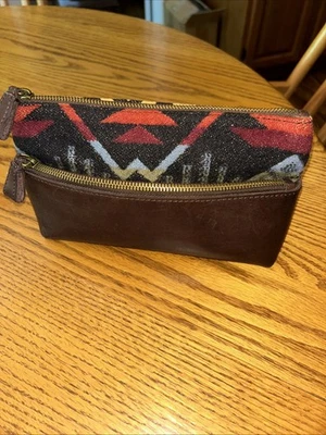 Vintage Pendleton Brown Leather Wool Unisex Aztec Style Travel/Accessories Bag  - Image 1 of 4