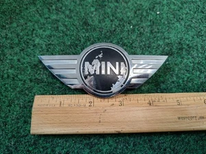 2001-2018 MINI BOOT BADGE EMBLEM R50 R52 R53 COOPER S 1S5 - Bild 1 von 7
