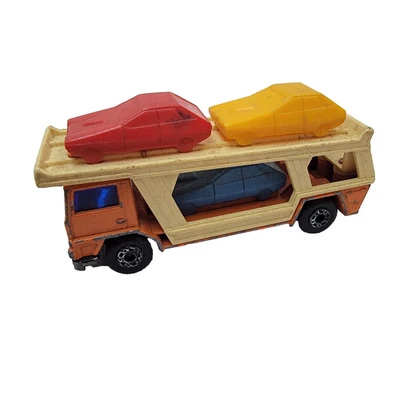 1976 Lesney Products Matchbox Superfast No11 Car Transporter with Light Wear - Image 1 of 4
