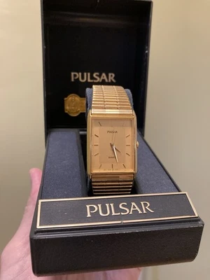 Vintage Seiko/Pulsar V501-5A20 dorado con caja original funcionando Foto 1 de 4