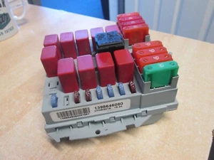 Fits Fiat Ducato Peugeot Boxer Citroen Relay Fuse Box OE (20-On) 1398647080 - Picture 1 of 3