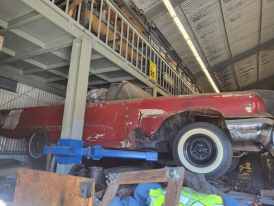 Ford Thunderbird 1960 convertible código J 430 motor N transmisión automática coche de proyecto Foto 1 de 4