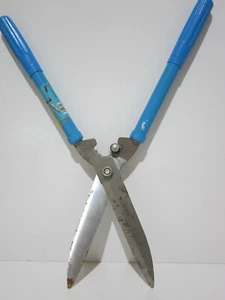 600mm GARDEN HEDEGE SHEARS/TRIMMER. EXTENABLE HANDLES. 150mm CUTTING BLADE - Picture 1 of 6