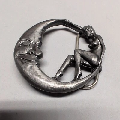 1986 Vintage Lua Piscante Mulher Nua Fivela de Cinto Bergamota Bronze Funciona D-45 EUA - Imagem 1 de 4