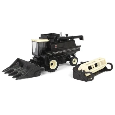 Black CHASE 1/64 International 1460 Combine w/ RWA, Corn Grain Heads 44469-Black - Image 1 of 4