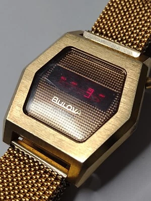 Muy Impresionante Vintage Bulova Rojo Digital N6 Foto 1 de 4