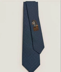 Hermès De Face Profile Marine Ciel Silk Tie 7cm Fall 2023 Used - Picture 1 of 3