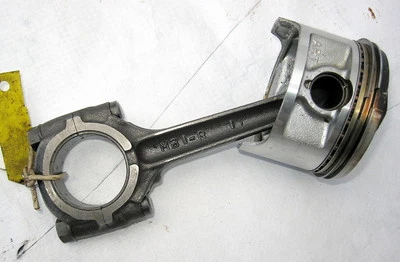 Pistón y varilla traseros Honda 1984 VF700 C VF Magna 700 # MB1-R 1 Foto 1 de 4