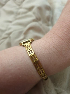 vintage accurist watch gold plated with fancy adjustable strap - Image 1 of 4