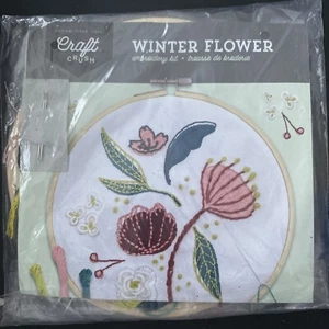 Craft Crush ~ Winter Flower Embroidery Kit ~ New Sealed - Picture 1 of 2